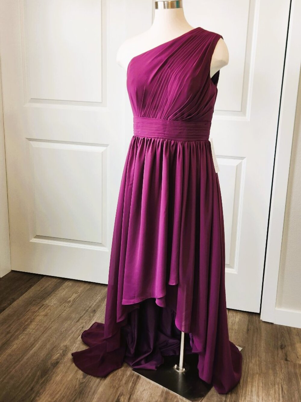 Wear Your Love One-Shoulder Sleeveless Chiffon High Low Bridesmaid Dress Size 10